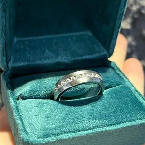 Stainless steel ring with cubic zirconias all around size 10 US